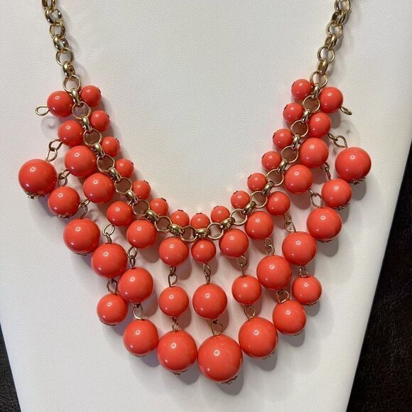 Gold Tone Chain Pink Beaded Statement Necklace 18 in Ext. 3 in - Picture 11 of 12